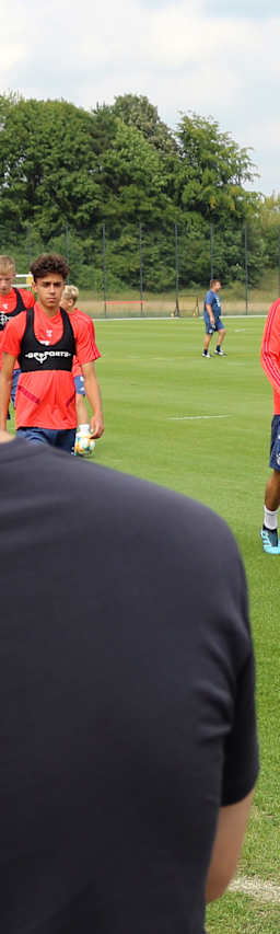 lahm4_fcb_260819