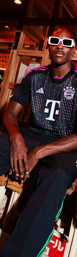 04-fc-bayern-away-trikot-23-24