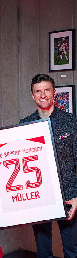 05-thomas-mueller-vertragsverlaengerung-231219-mel