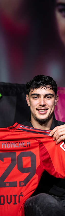 Aleksandar Pavlovic beim FC Bayern