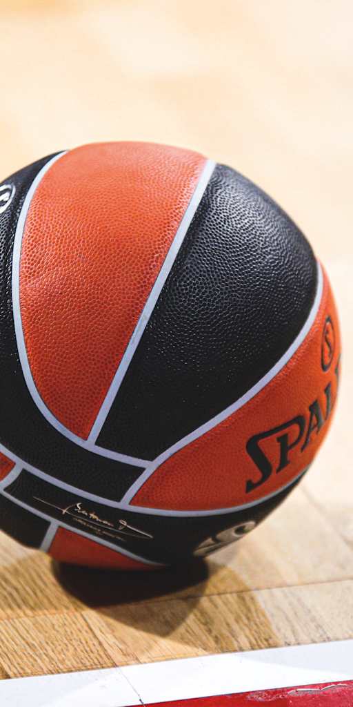 Basketball auf dem Court des FCBB