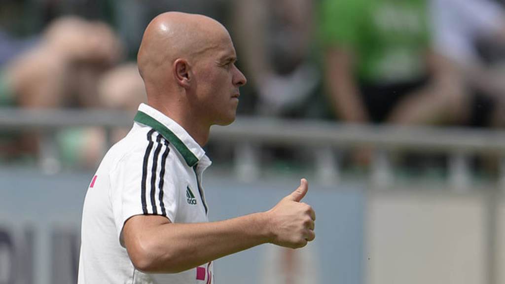 Erik ten Hag ist zufrieden mit seiner Mannschaft.