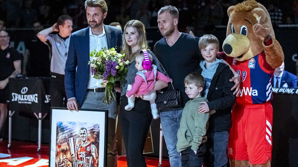 gavel-pesic_fcbb-bamberg_ceirich_20190430_0384-min