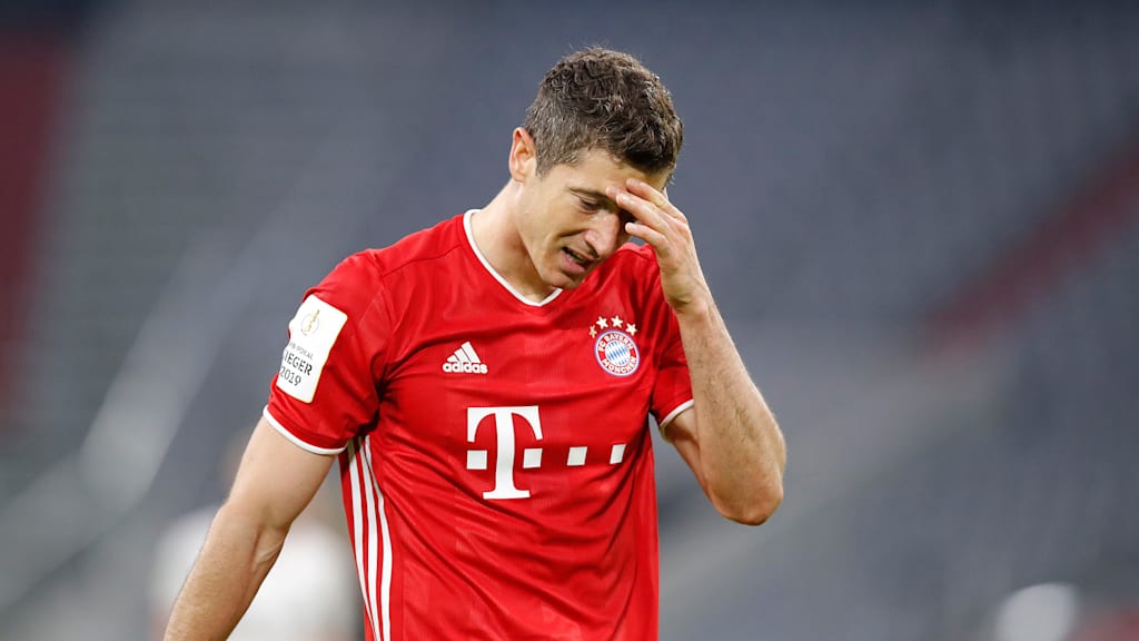 13_fcb_fra_100620_don
