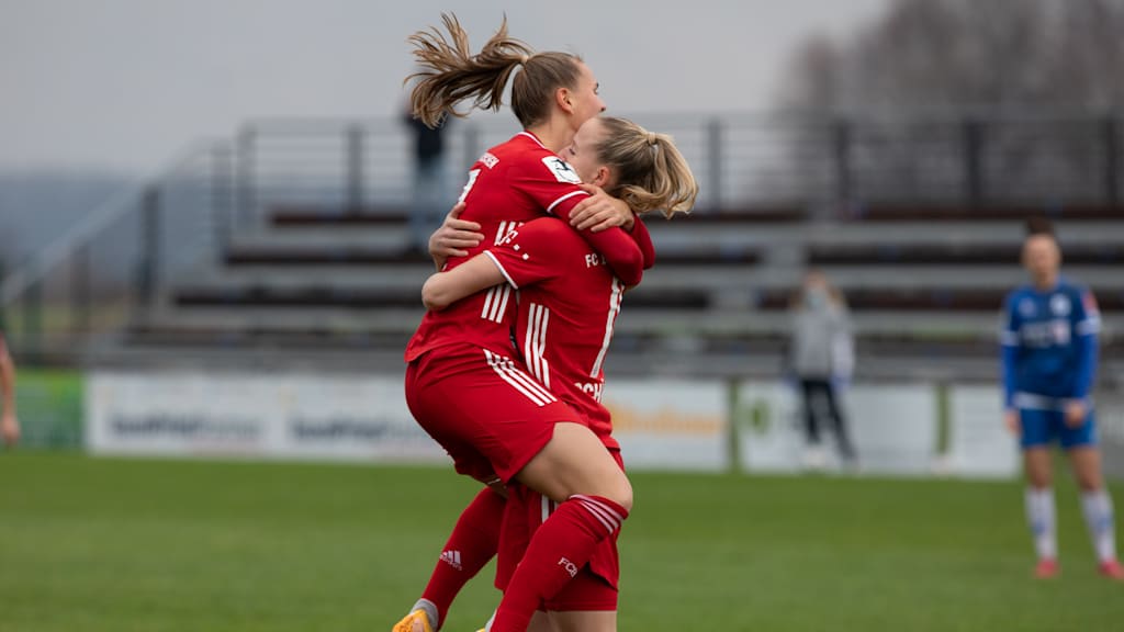 Frauen_Sand_FCB_2_201220