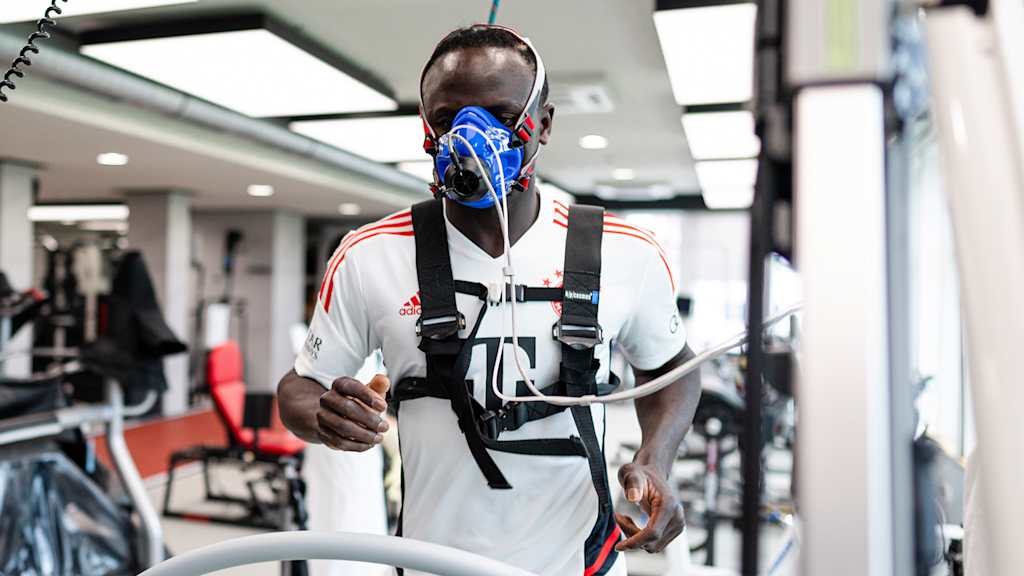 Sadio Mane Leistungsdiagnostik FC Bayern
