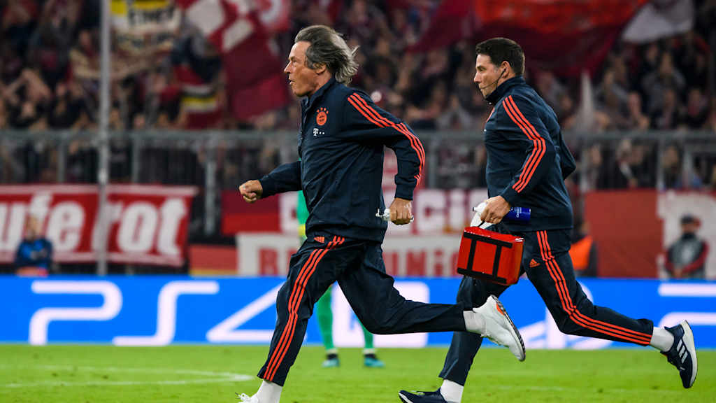 Dr. Müller Wohlfahrt at FC Bayern