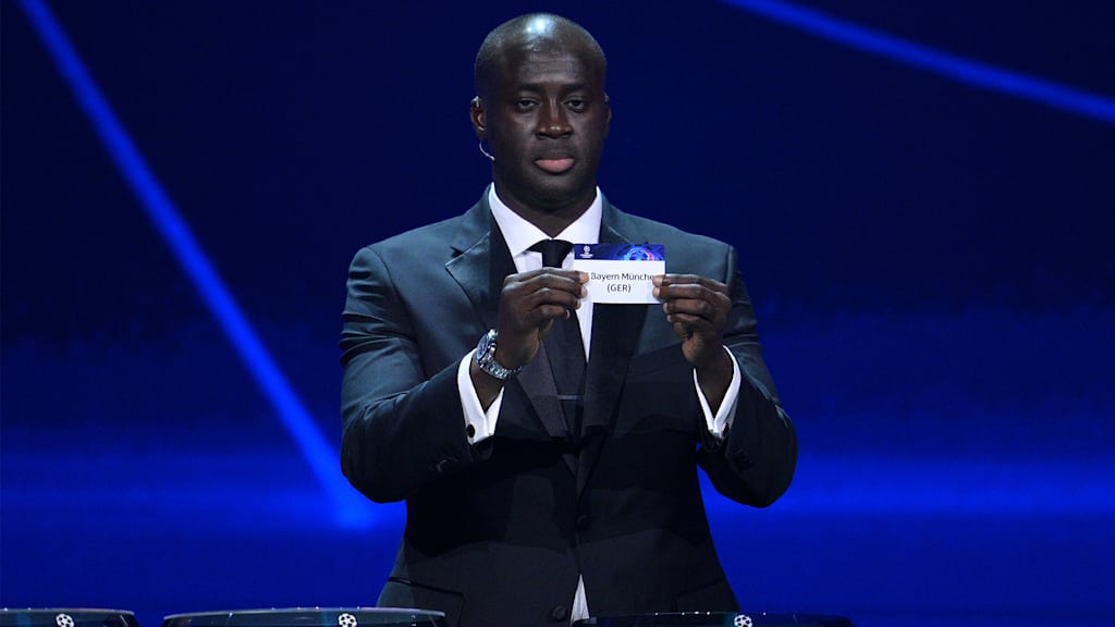 220825-champions-league-toure-los-fcb-uefa