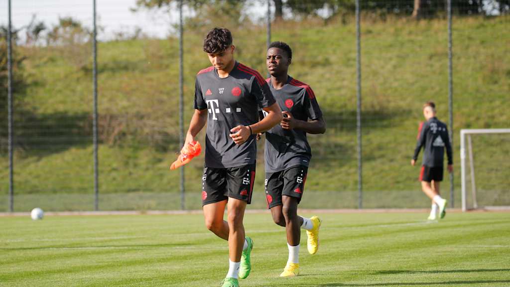 220912_U19Training_FCB