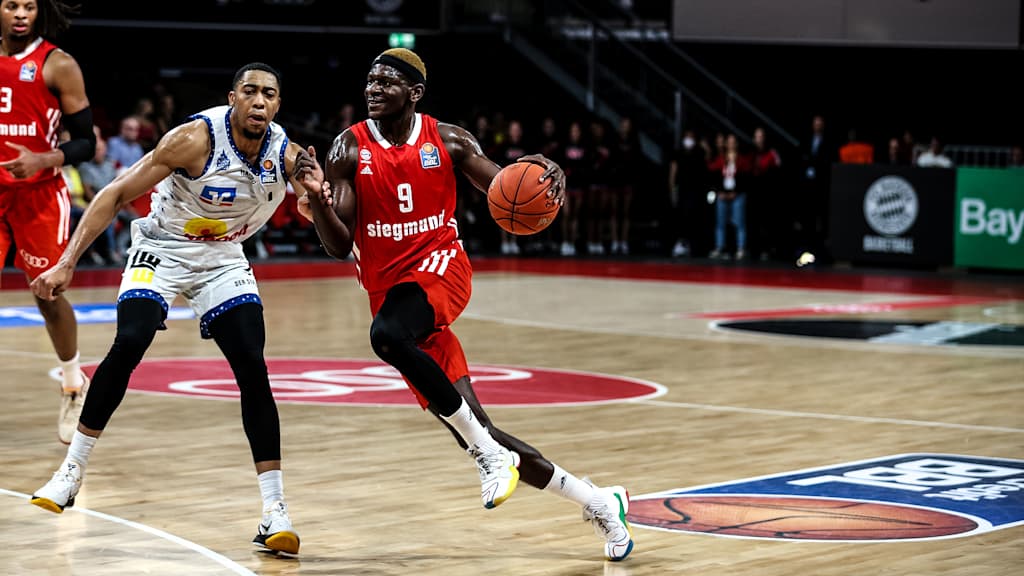 Isaac Bonga was especially convincing in his FCBB debut in the BBL against Crailsheim at the weekend. (c) Stickel