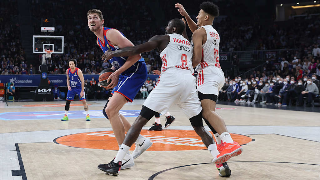 In addition to Zan Mark Sisko, Othello Hunter will continue to miss the game against Tibor Pleiss and Co. due to injury. (c) Adanali