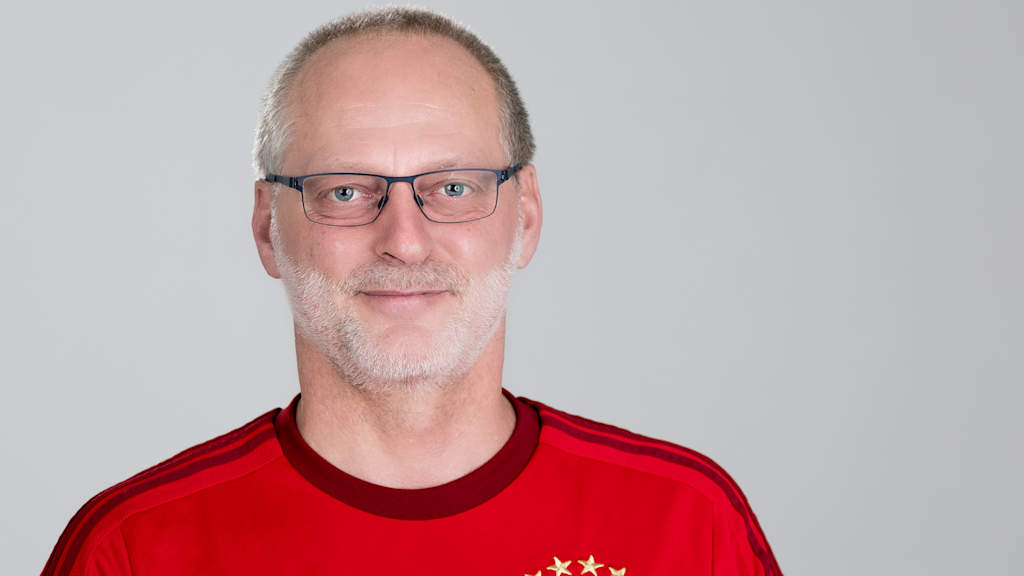fcb_OddeyDieter_w17B10-021v2