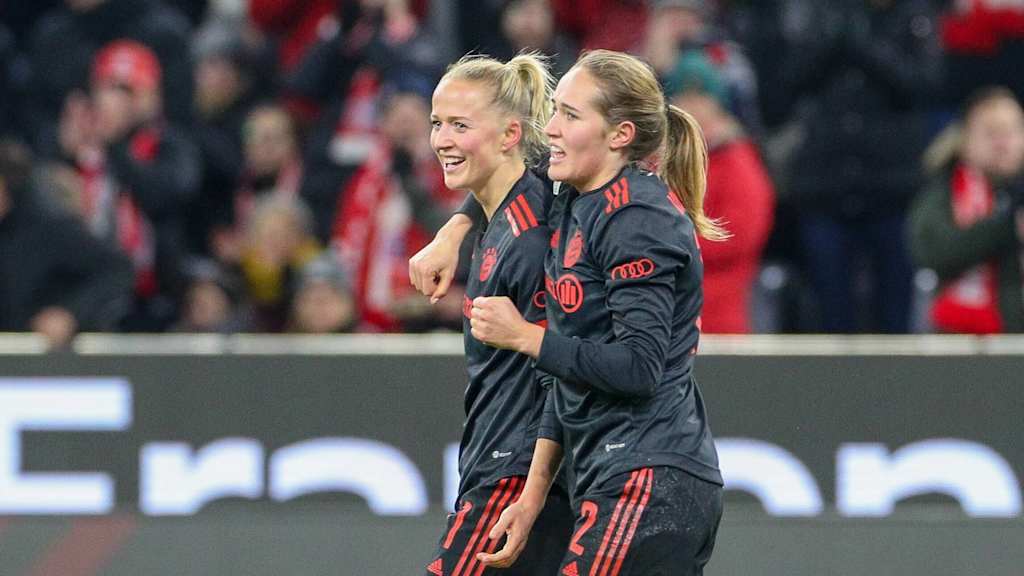 FC Bayern Frauen, Sydney Lohmann, Lea Schüller, Jubel