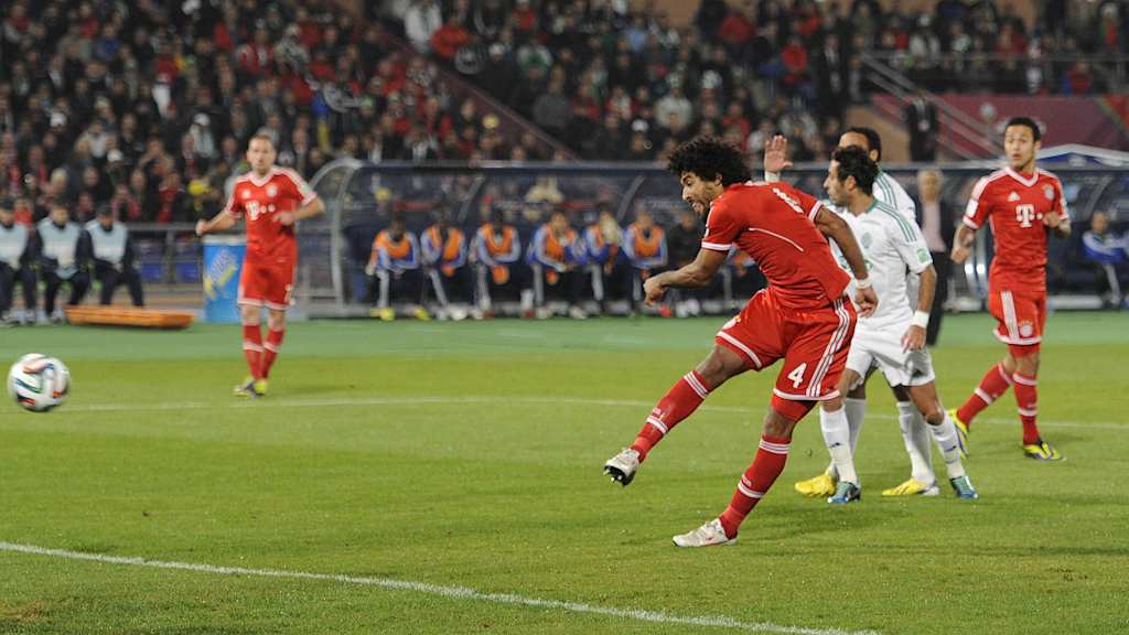 Dante Torschuss FC Bayern
