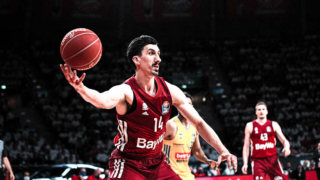 Adios, Nihad! Der FCBB-Rekordspieler verlässt uns nach neun Jahren. Aber wie heißt es so schön: Wiedersehen macht Freude!