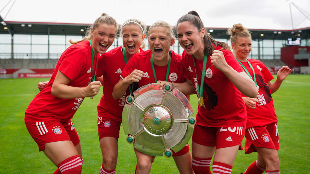 Carina Wenninger FC Bayern Frauen