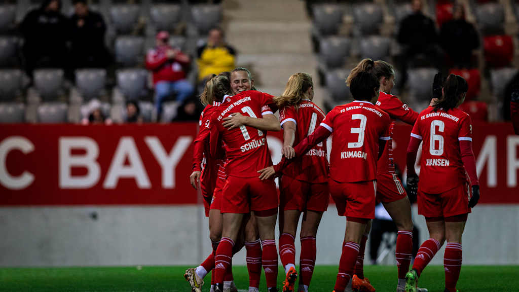 FC Bayern Women, Duisburg