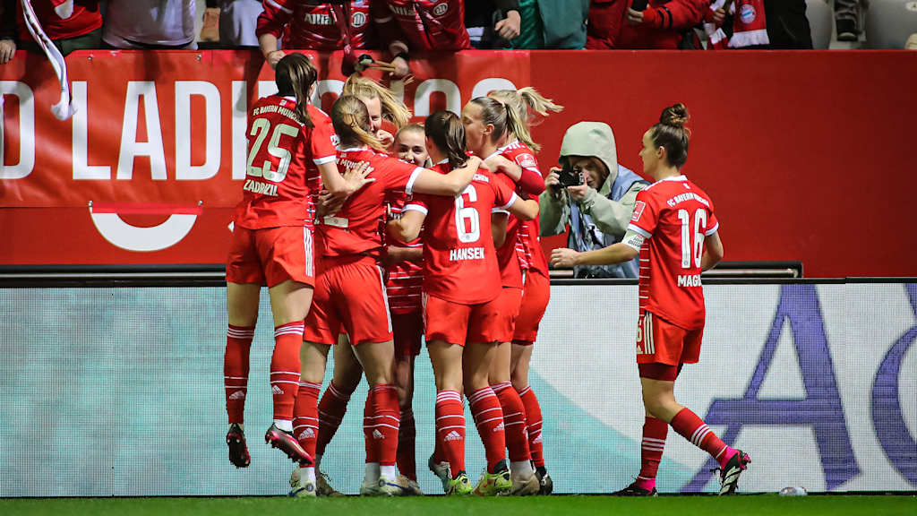 FC Bayern Frauen, Jubel
