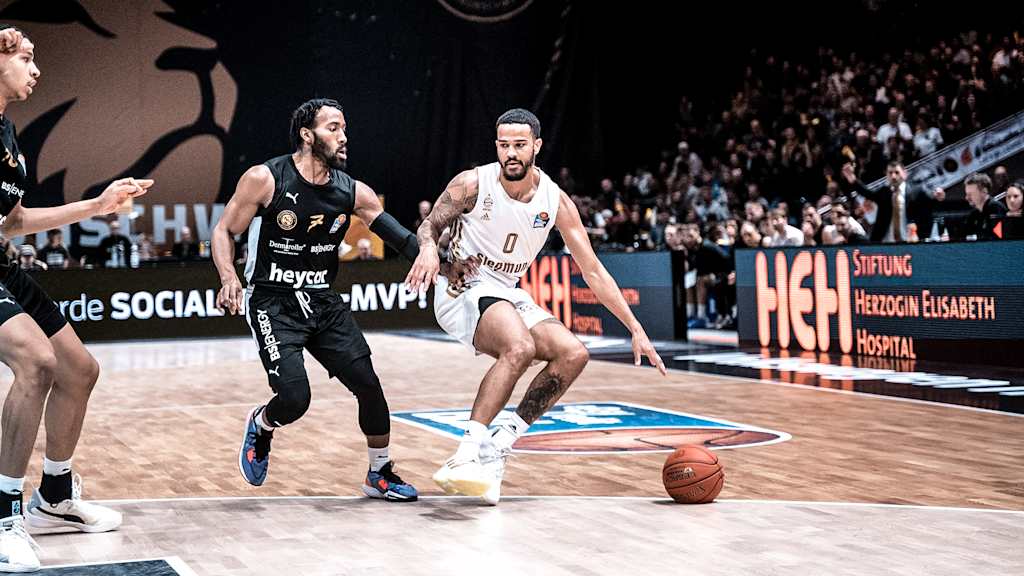 Avancierte durch seine Performance in der zweiten Halbzeit zum Münchner Topscorer: Nick Weiler-Babb.