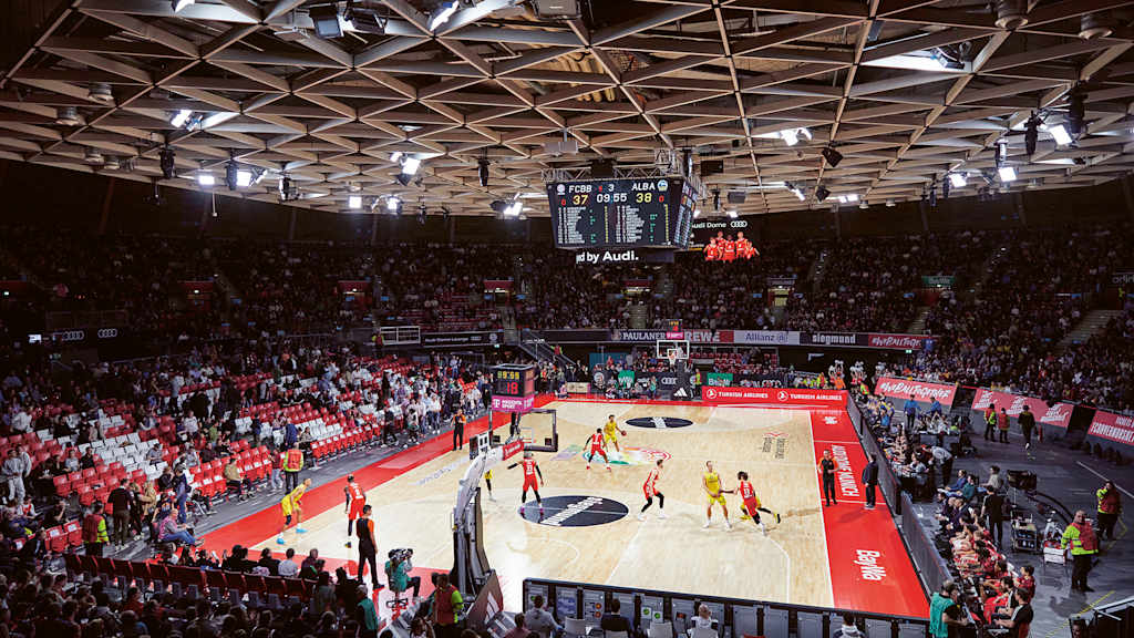 FC Bayern, Audi Dome, Rudi-Sedlmayer-Halle