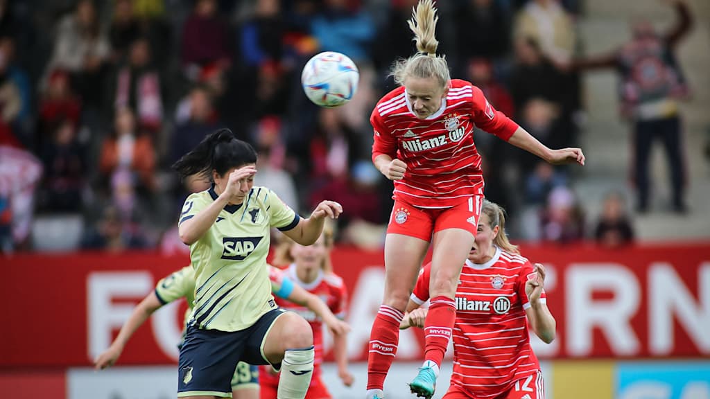 FC Bayern Frauen, Lea Schüller, Kopfball