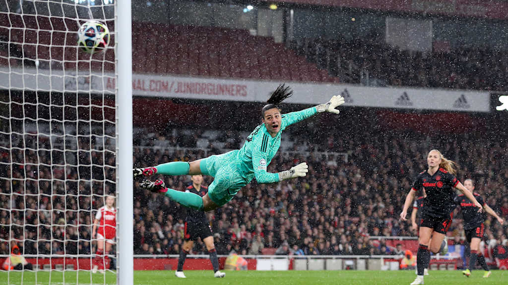 03-arsenal-fcb-frauen-230329-ima