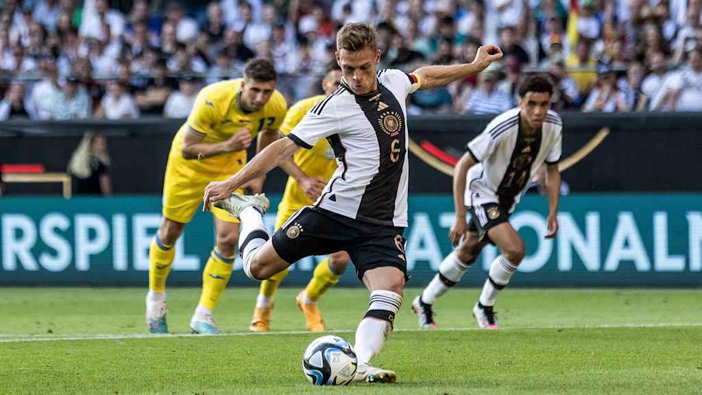 Joshua Kimmich Deutschland, FC Bayern, Länderspiele