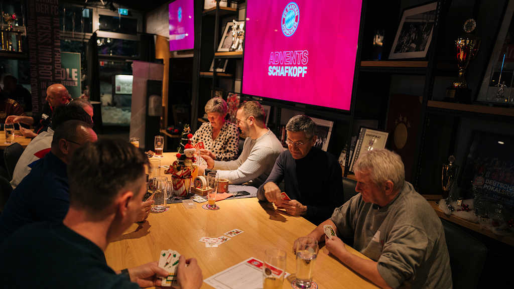 Tarde de Schafkopf con socios del FC Bayern Clubheim 1900