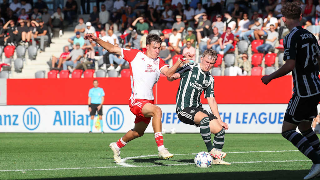 FC Bayern U19, UEFA Youth League, Manchester United