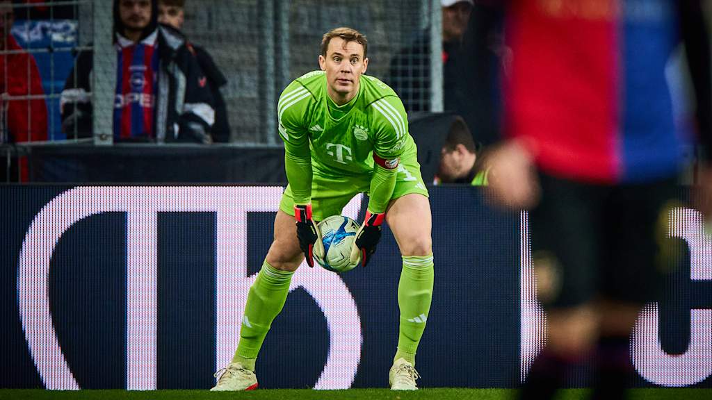 Manuel Neuer in FC Bayern's friendly at Basel