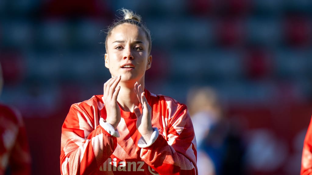 Giulia Gwinn von den FC Bayern Frauen zum Spiel gegen die TSG Hoffenheim