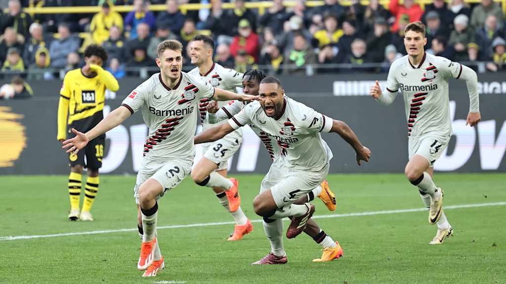 Josip Stanišić traf in Dortmund in der Nachspielzeit.