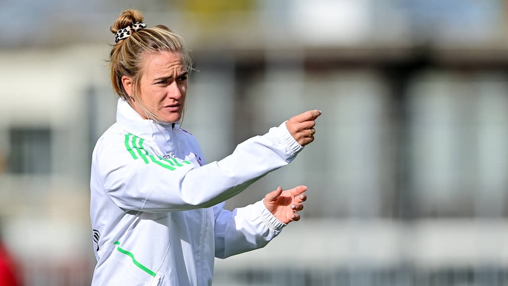Clara Schöne Cheftrainerin der FC Bayern München Frauen II