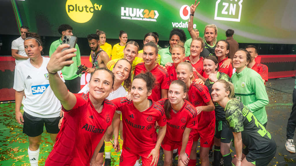 Former FC Bayern Women players Melanie Behringer, Gina Lewandowski and Leonie Maier were part of the FCB team in the Infinity League.