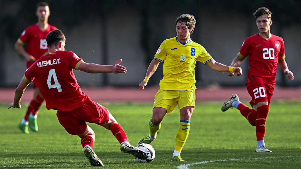 Bogdan Olychenko vom FC Bayern läuft für Ukraine auf