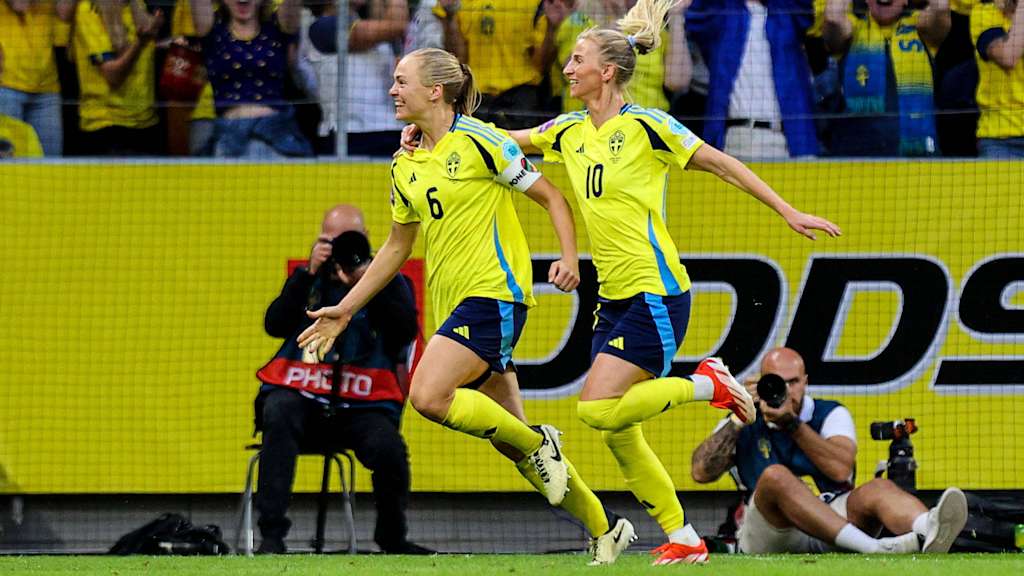 Magdalena Eriksson jubelt nach Tor gegen Irland