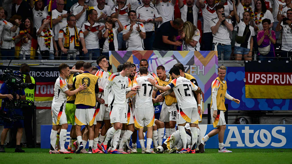 Alemania celebra un gol contra Suiza.