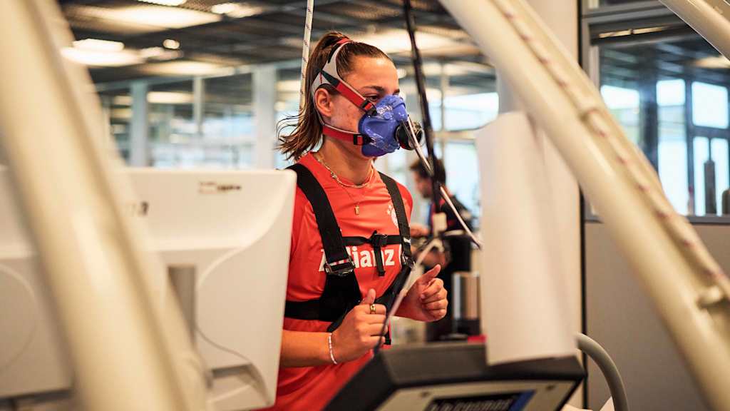 FC Bayern Women Lena Oberdorf