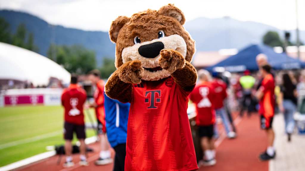 Baer_FCRottachEgern-FCBayern-Test_240724_MD_FN_B4_0405