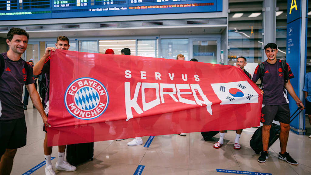 Thomas Müller und Co. beim Empfang in Seoul.