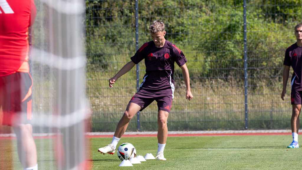 Training der FC Bayern U19 vor dem Auswärtsspiel gegen Unterhaching
