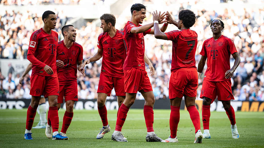 Spielszene aus dem Testspiel Tottenham Hotspur - FC Bayern