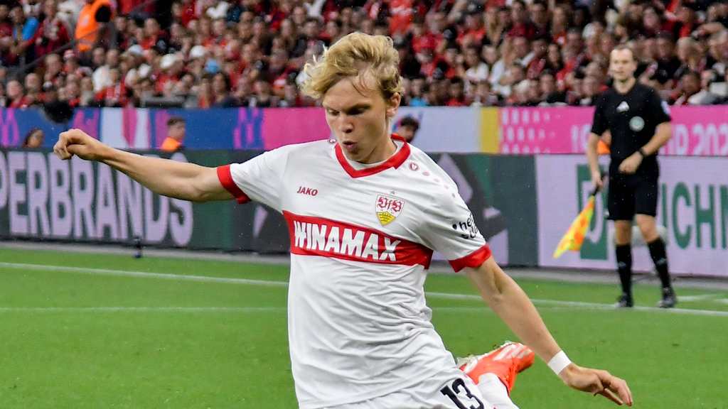 Frans Krätzig vom VfB Stuttgart und Leihspieler von FC Bayern München