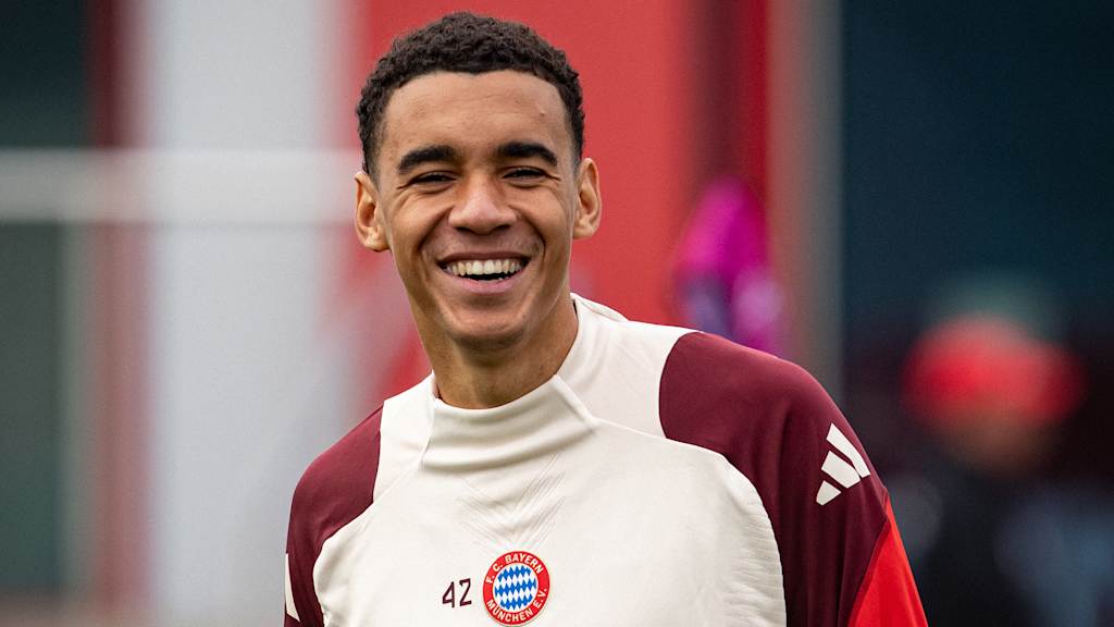El día del Bayern antes del partido de Champions contra el Aston Villa, en la galería