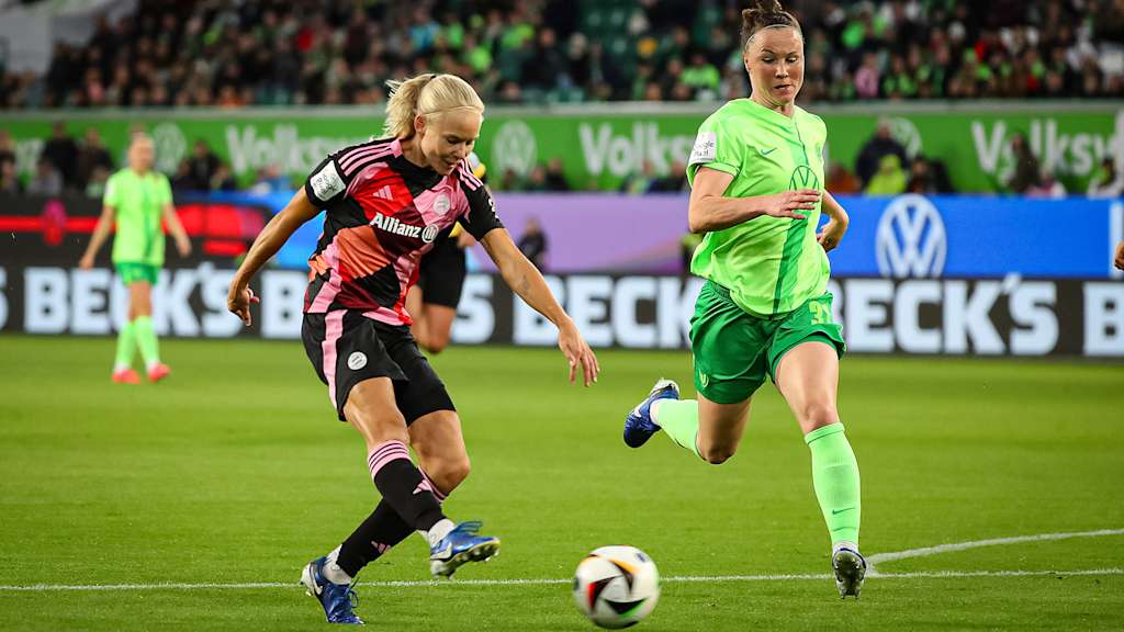 Pernille Harder, FC Bayern Frauen auswärts beim VfL Wolfsburg