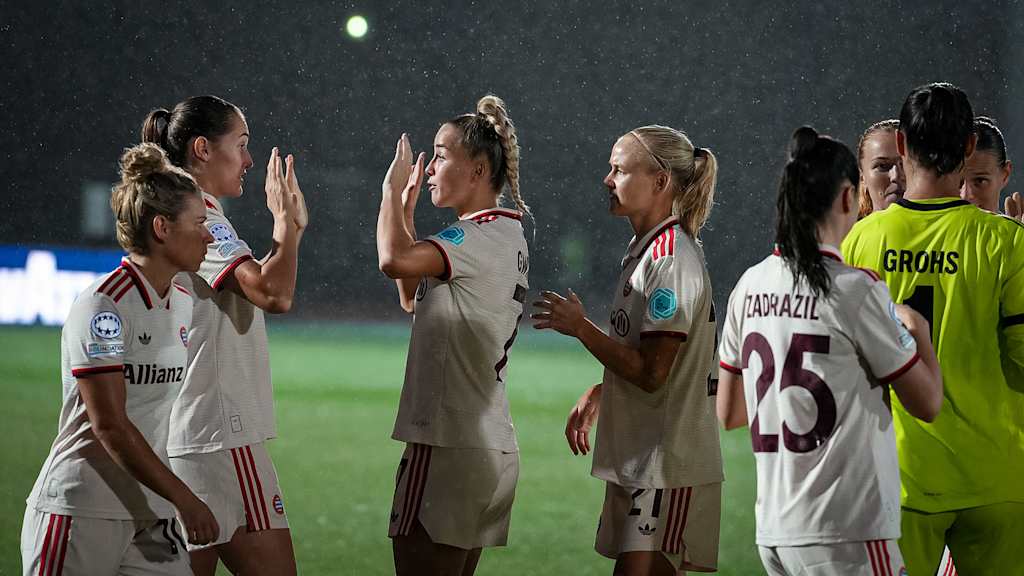 Jubel, im Auswärtsspiel der FC Bayern Frauen bei Juventus Turin