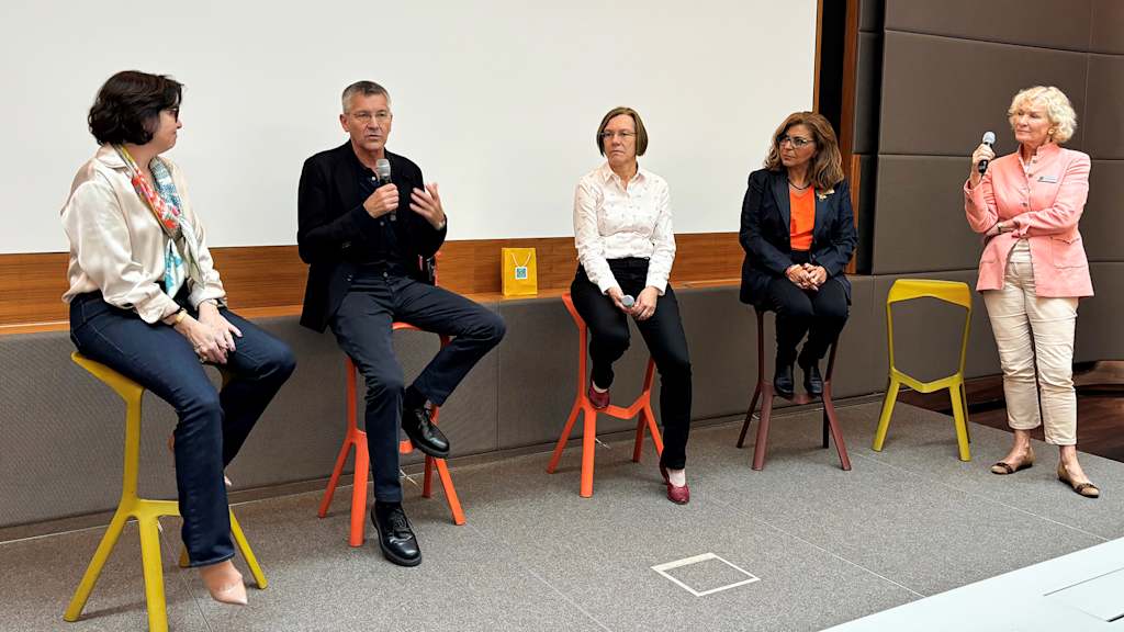 Herbert Hainer gave a keynote speech at the Zonta women's movement