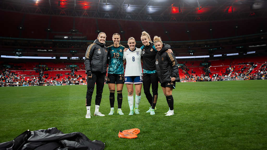 Sydney Lohmann, Linda Dallmann, Giulia Gwinn and Klara Bühl played for Germany against Georgia Stanway's England at Wembley.