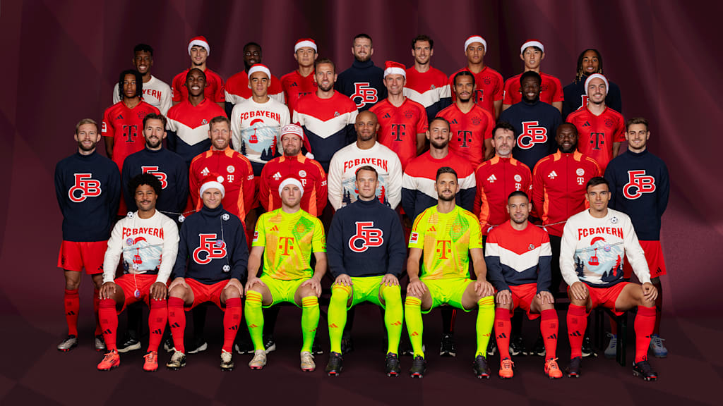 The FC Bayern Christmas team photo