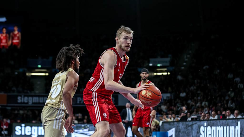 Niels Giffey und der FC Bayern Basketball müssen im letzten Spiel vor Weihnachten gegen Oldenburg antreten.
